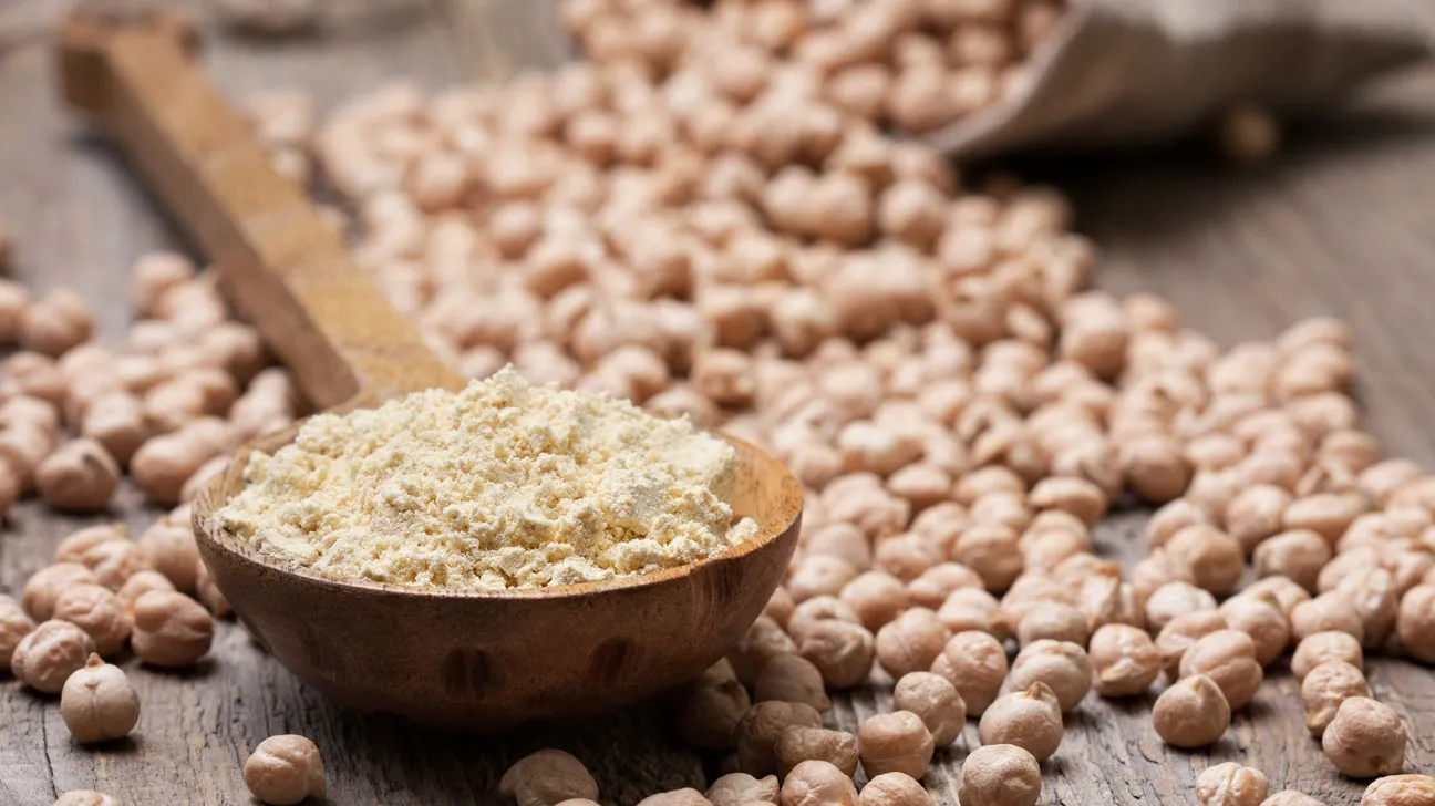 9 Benefits of Chickpea Flour (Gram, Besan, Garbanzo Bean Flour)