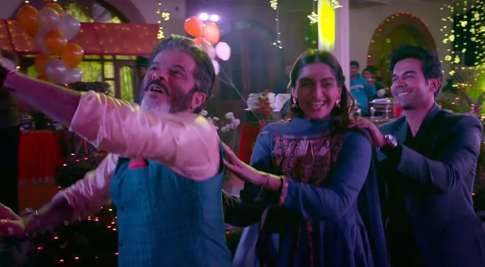 Ek Ladki Ko Dekha Toh Aisa Laga Still