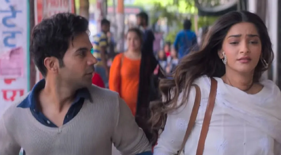 Ek Ladki Ko Dekha Toh Aisa Laga Still