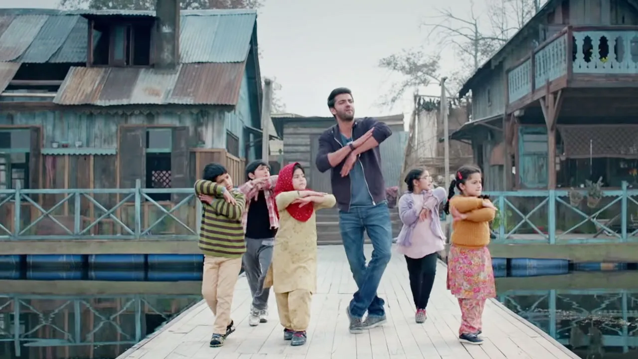 Zaheer Iqbal Choreographed The Hook Step Of Notebook's Song Bumro