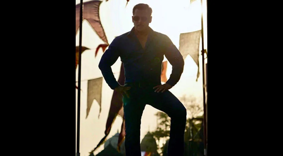 Salman Khan Posts A Dashing Picture As He Wraps Up maheshwar Schedule Of Dabangg 3