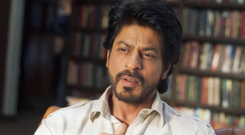 Shah Rukh Khan Suffers Burns at Amitabh Bachchan's Diwali Party