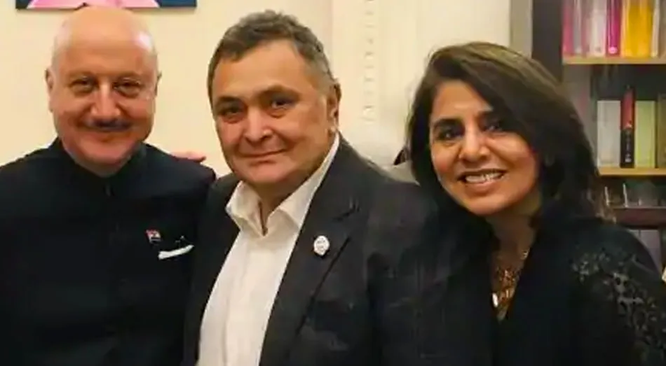 Anupam Kher, Rishi Kapoor & Neetu Singh