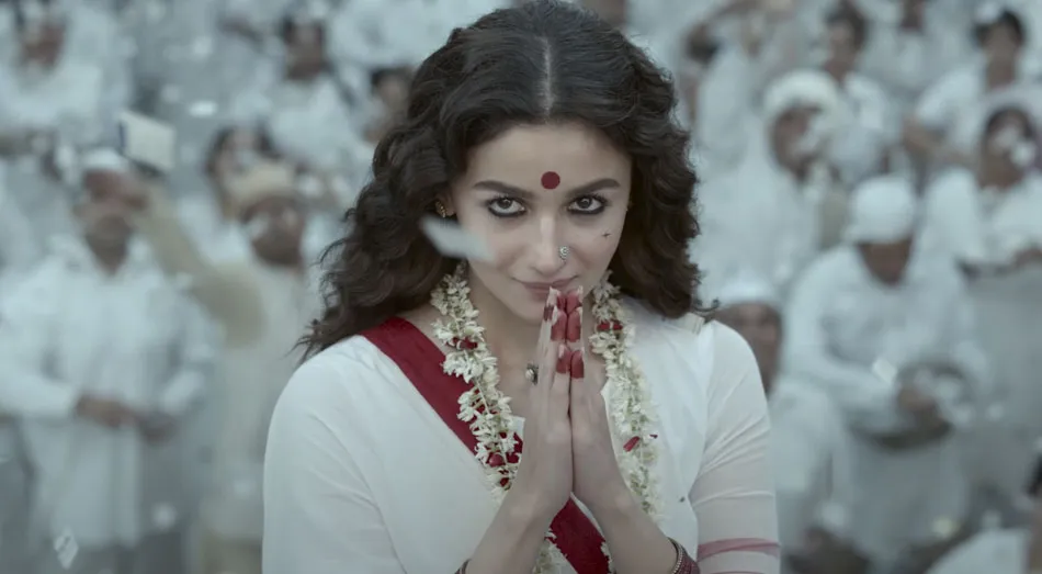 Gangubai Kathiawadi Review - Alia Bhatt's Impeccable Perfomance and Ajay Devgn's Stellar Cameo Save This Unconventional Story of Gangubai
