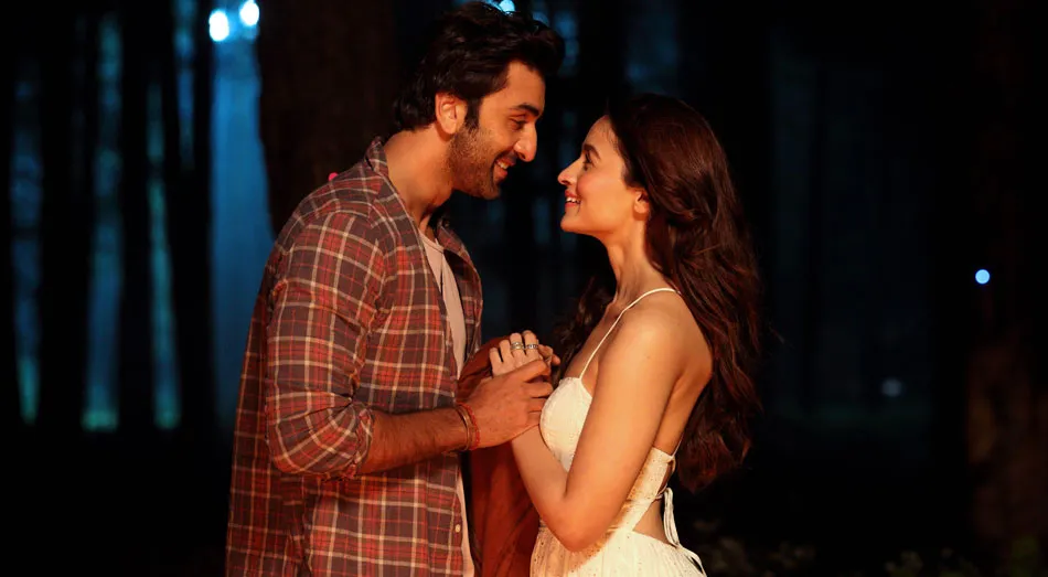 Brahmastra Review - Ranbir Kapoor & Alia Bhatt's Fantasy Adventure Has Enough VFX But Not Enough Story-Astra