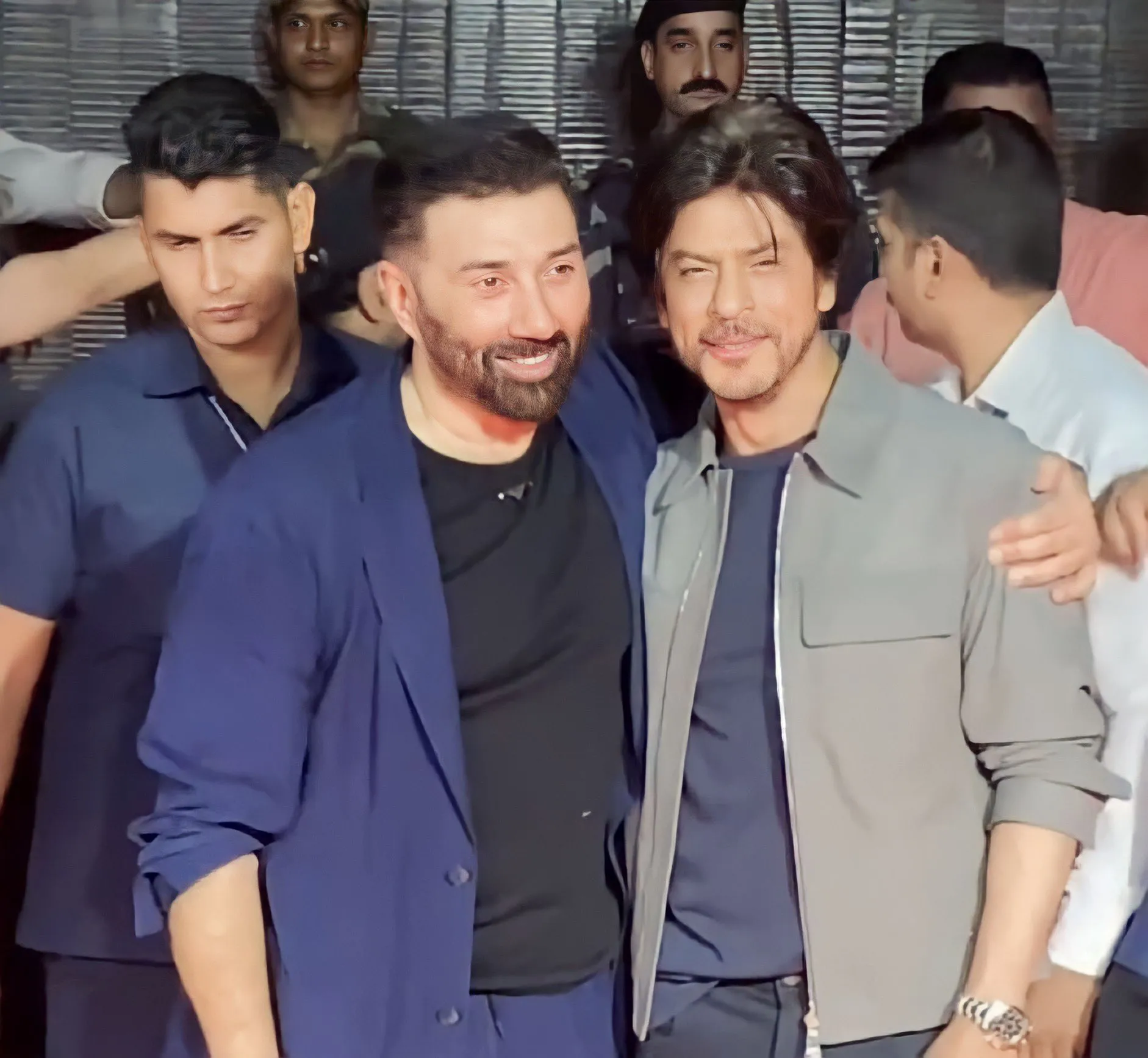 Shah Rukh Khan Kartik Aaryan at Gadar 2 Success Bash