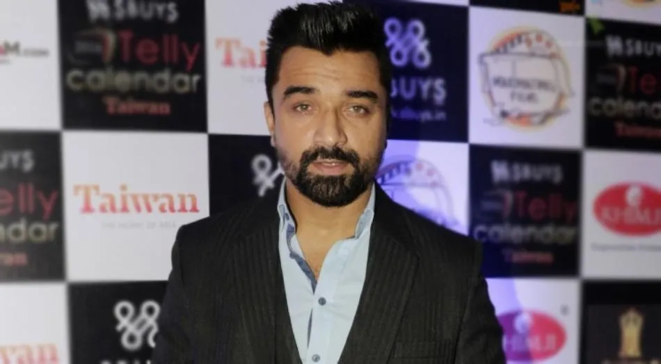 FIR Against Ajaz Khan For Sending Vulgar Messages To A Model; Check Out The Actual Screenshots