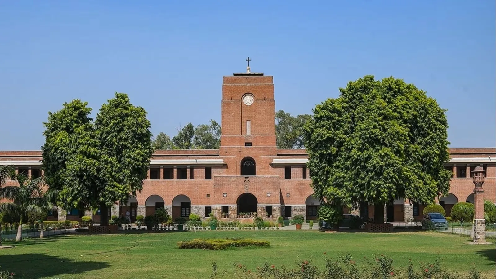St Stephen's College