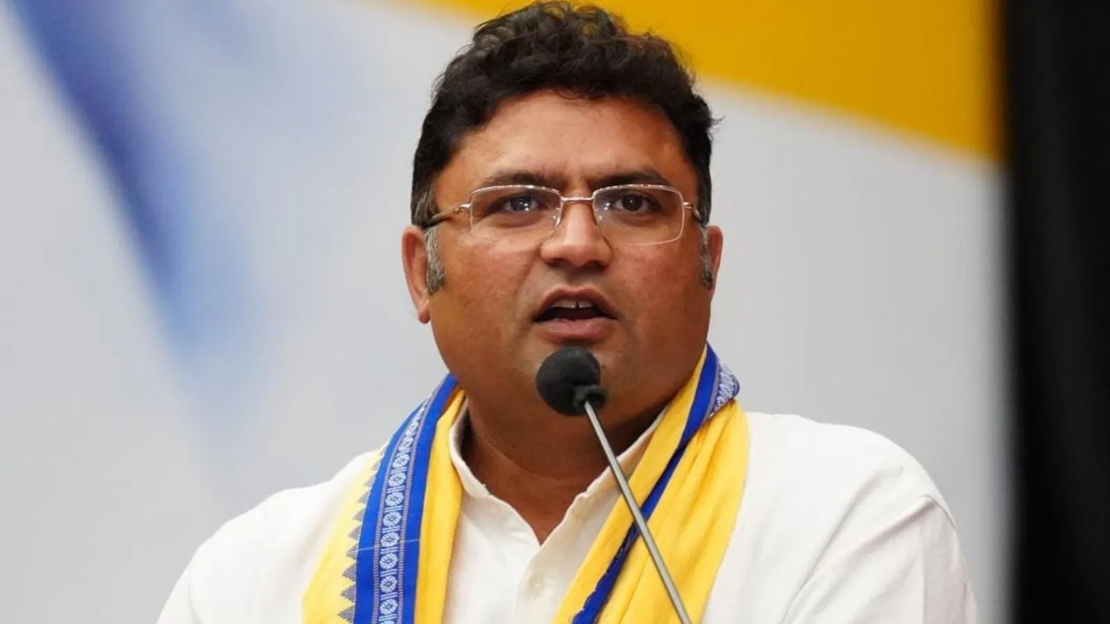 Ashok Tanwar quits AAP