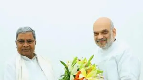 siddaramiah amit shah.jpg