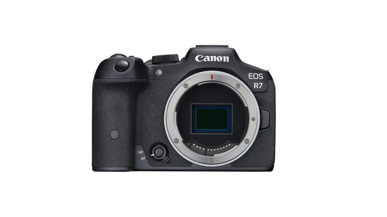 Canon EOS R7 