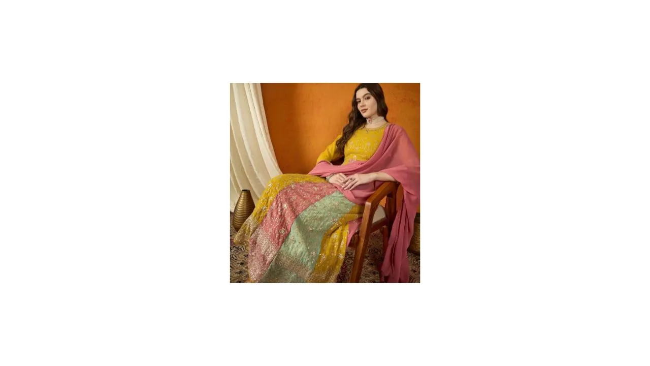 Miss Ethnik Anarkali Kurta & Trouser With Dupatta