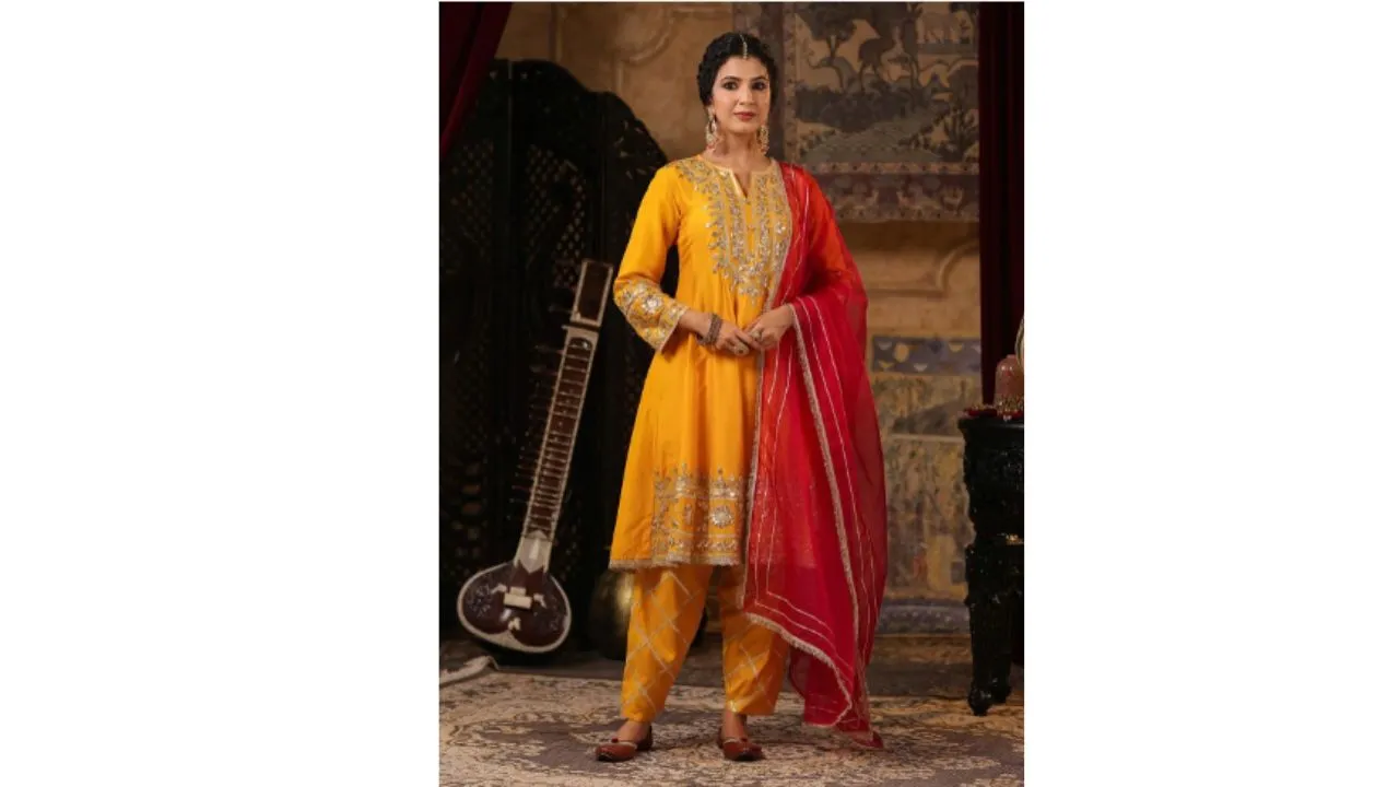  SCAKHI Ethnic Motifs Anarkali Kurta Set 