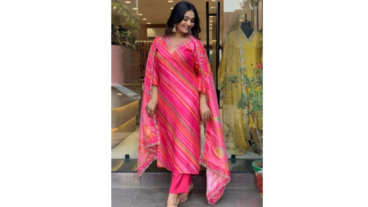 KALINI Leheriya Printed Kurta with Trousers