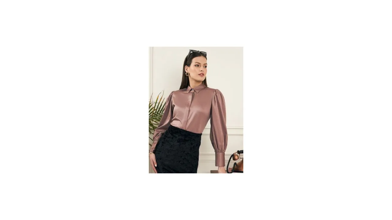 Noi Women Smart Spread Collar Formal Shirt