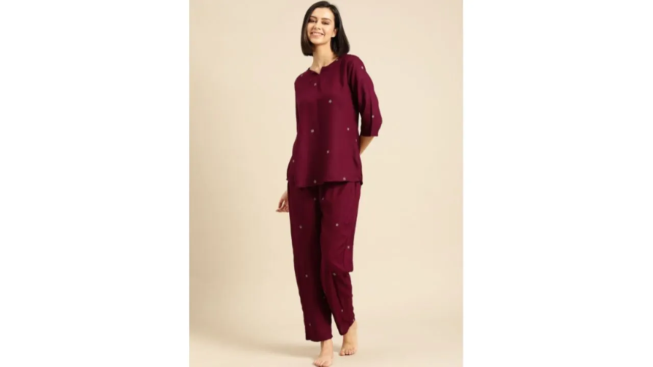 Ichaa Women Printed Night suit