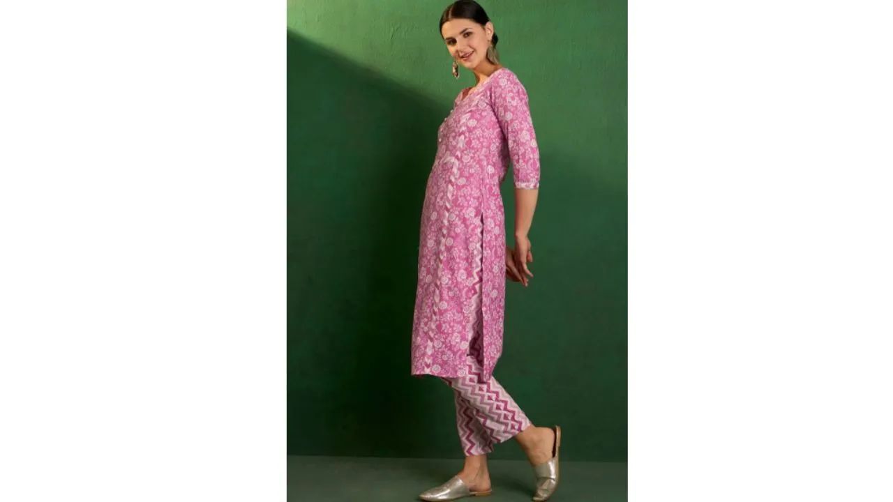  Sangria Floral Printed Straight Kurta With Trousers 