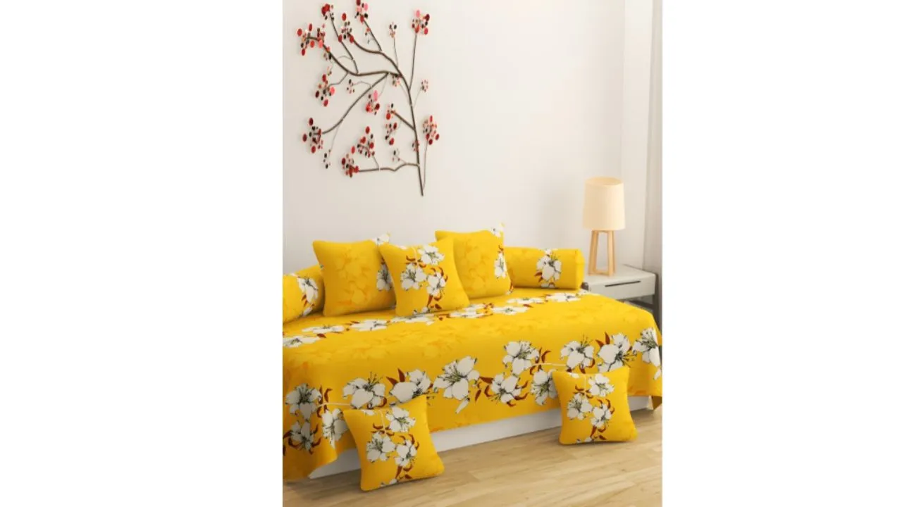 CHHILAKIYA Yellow & White Cotton Diwan Set