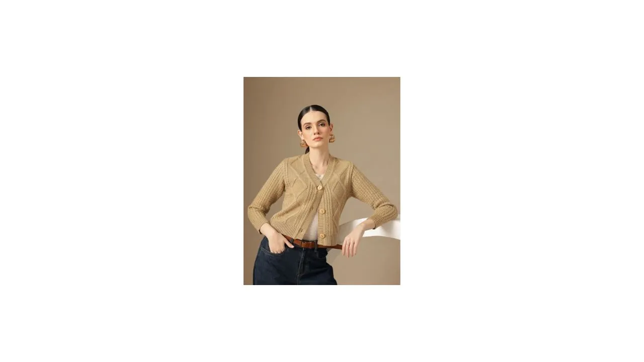 Chemistry Cable Knit Woollen Crop Cardigan
