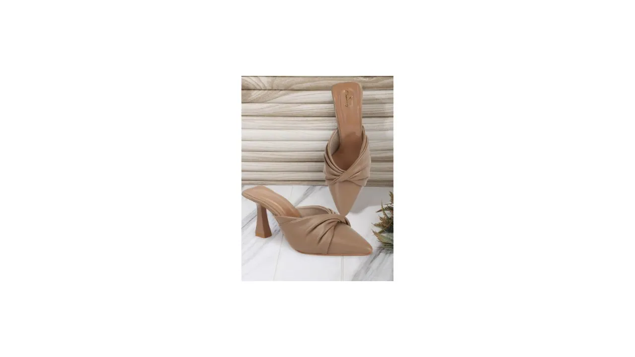 CHINRAAG Block Heel Mules