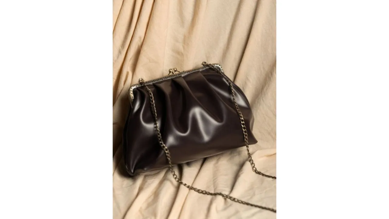 Theater Women Danbury Solid Crossbody Sling Bag