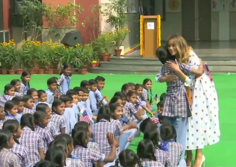Melania 8 