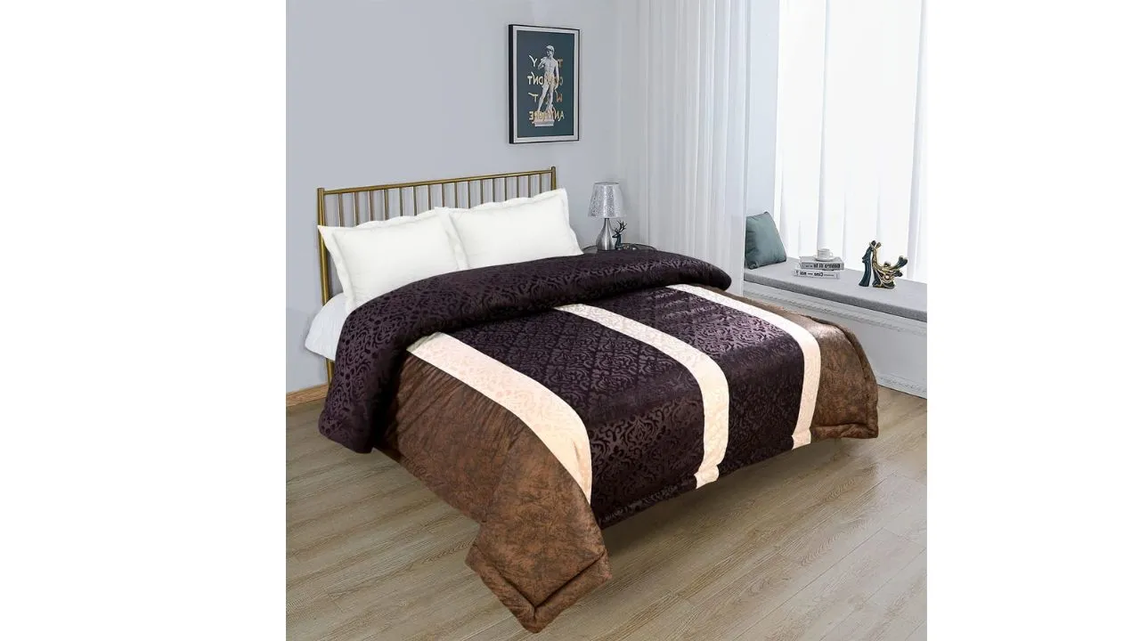 Home Stylish Soft Microfiber Quilt