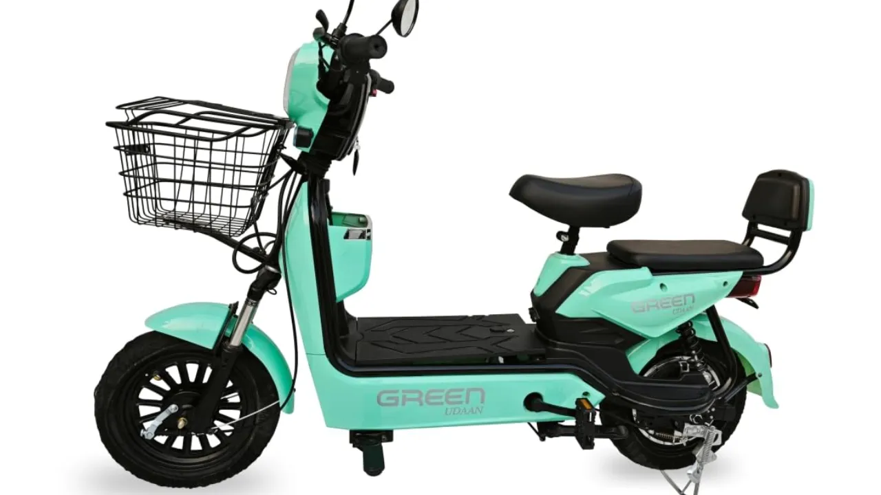 Green Udaan Electric Scooter for adults