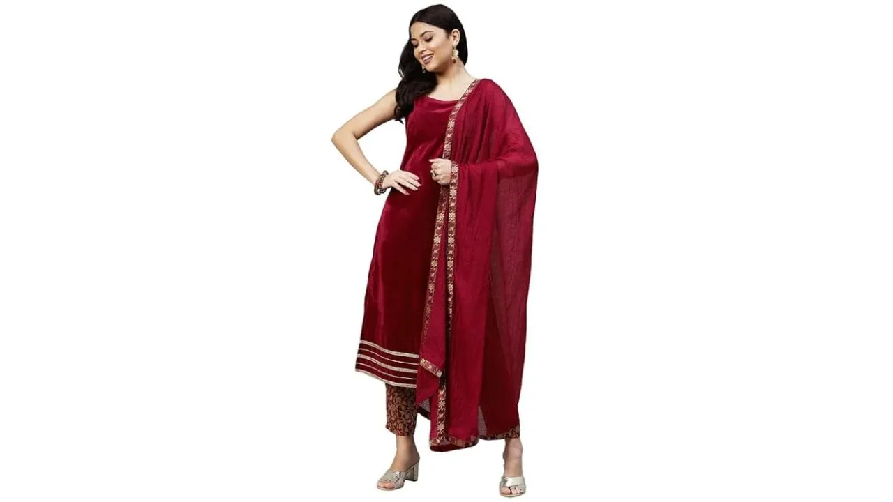 Sanisa Women's Velvet Straight Kurta