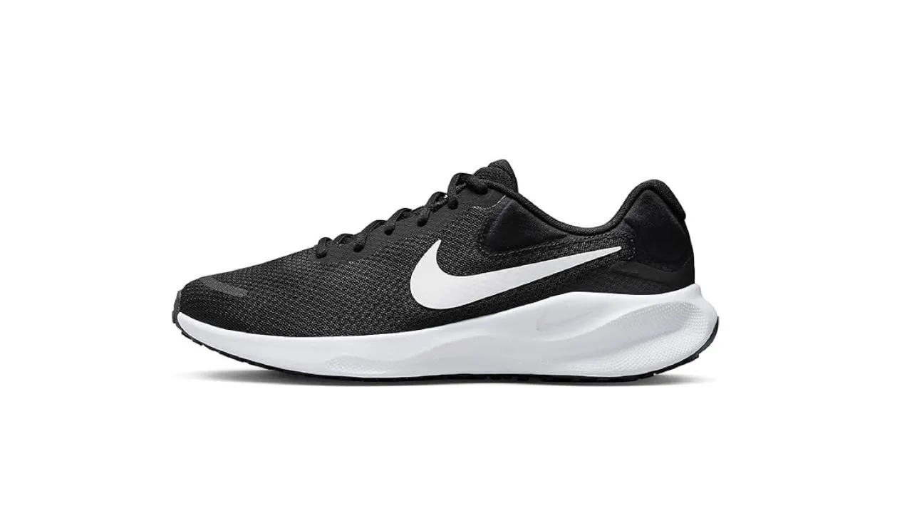 Nike Mens Revolution 7 Men's Road Running Shoes