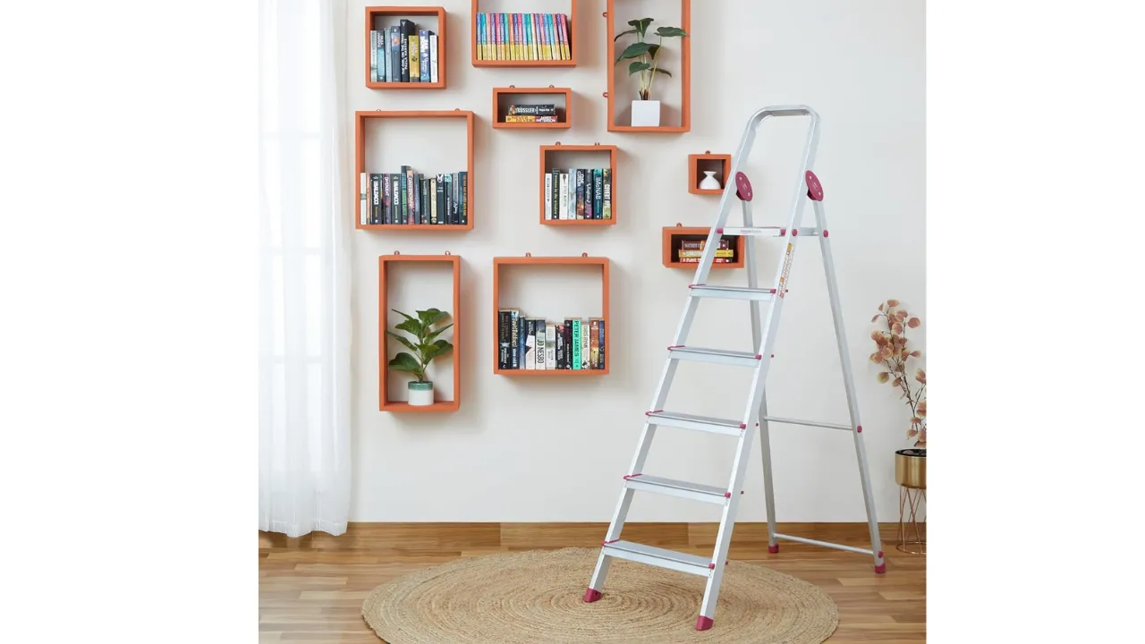 Amazon Basics Foldable 6-Step Aluminium Ladder