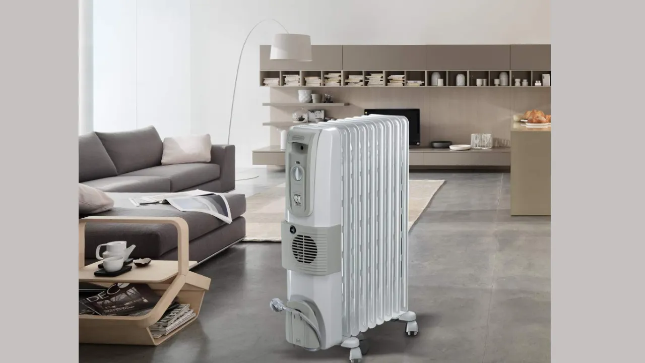 DELONGHI KH770925V 9 Fin Oil Filled Radiator Room Heater