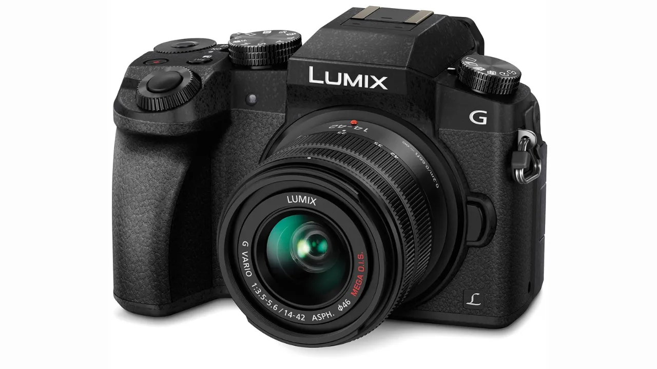 Panasonic LUMIX G7 16.00 MP 4K Mirrorless Interchangeable Lens Camera