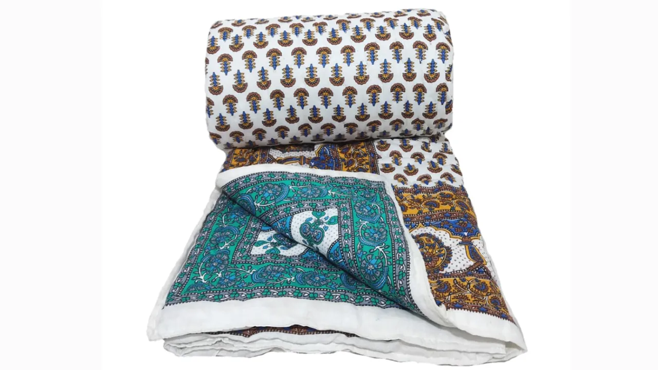 Gnudi Floral Prints Reversible Double Bed Cotton Quilt, Jaipuri Razai
