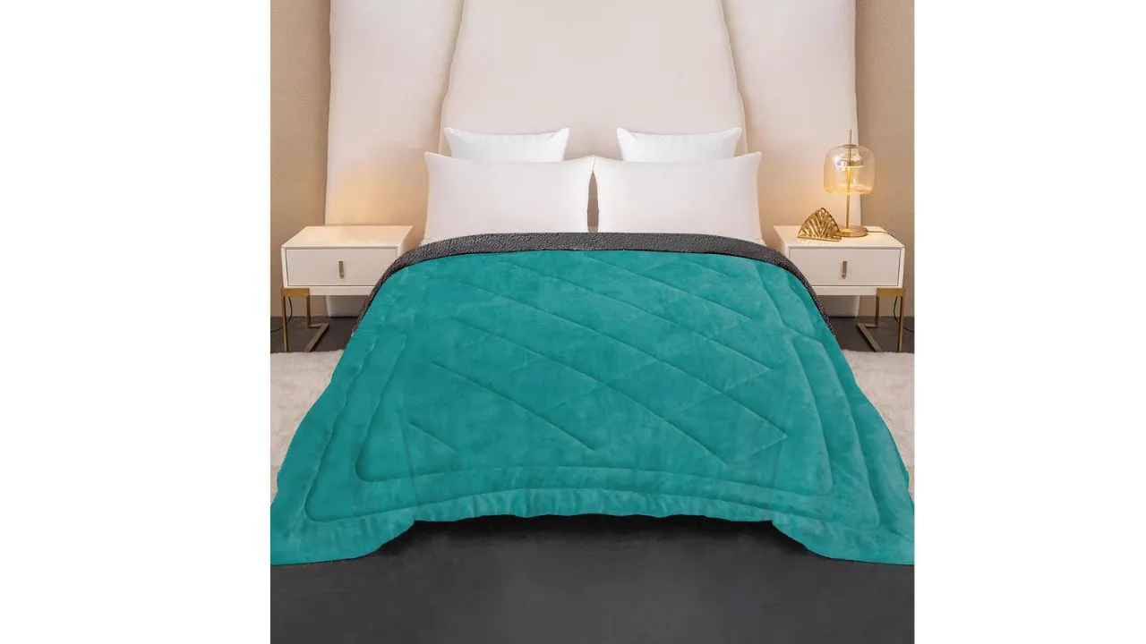 Cloth Fusion 500 GSM Sherpa Quilt Blanket 