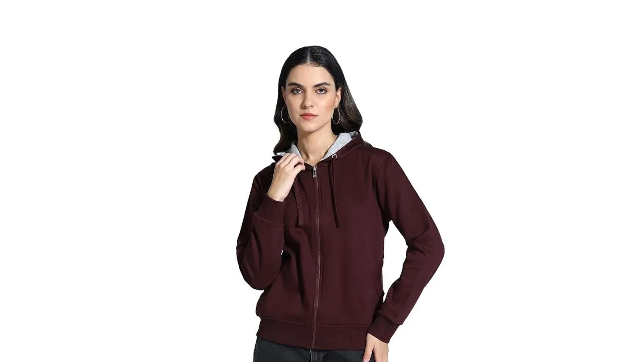  Alan Jones Clothing Hooded Neck Sweatshirt 