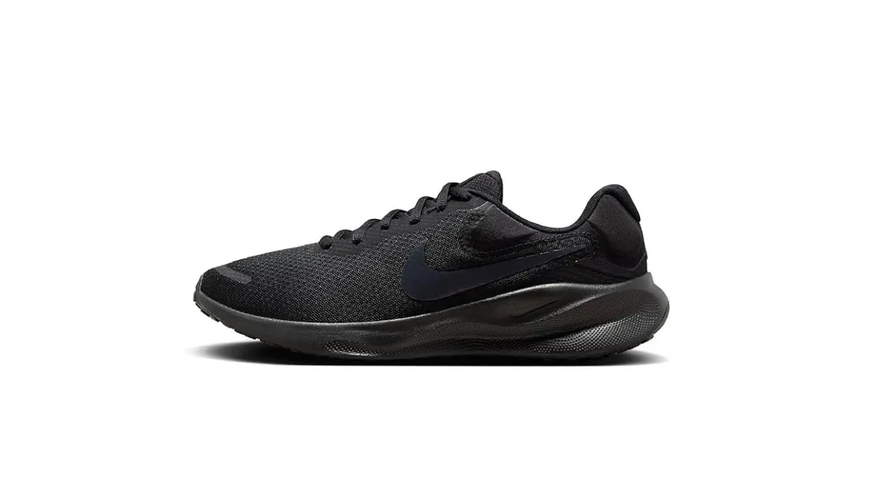 Nike Mens Revolution 7Running Shoe