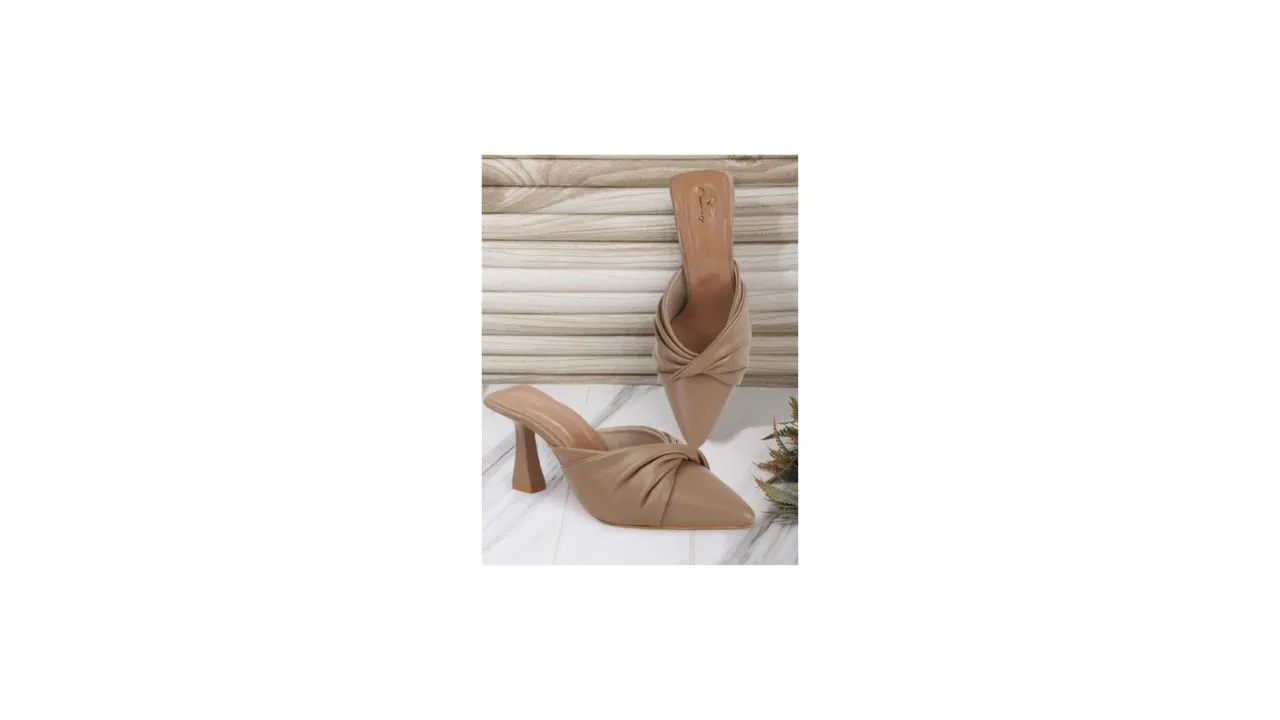 CHINRAAG Block Heel Mules