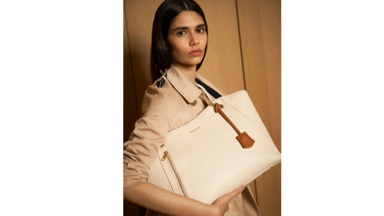 Tote bag