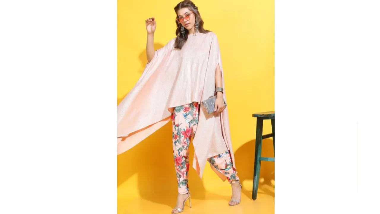Vishudh Women Peach-coloured Floral Viscose Rayon Kurta with Trouser