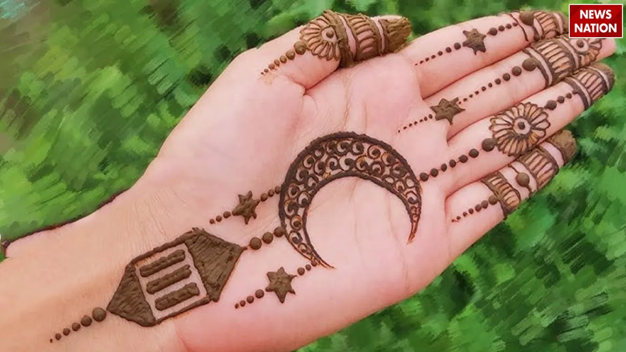 फूलों की बेल से चांद