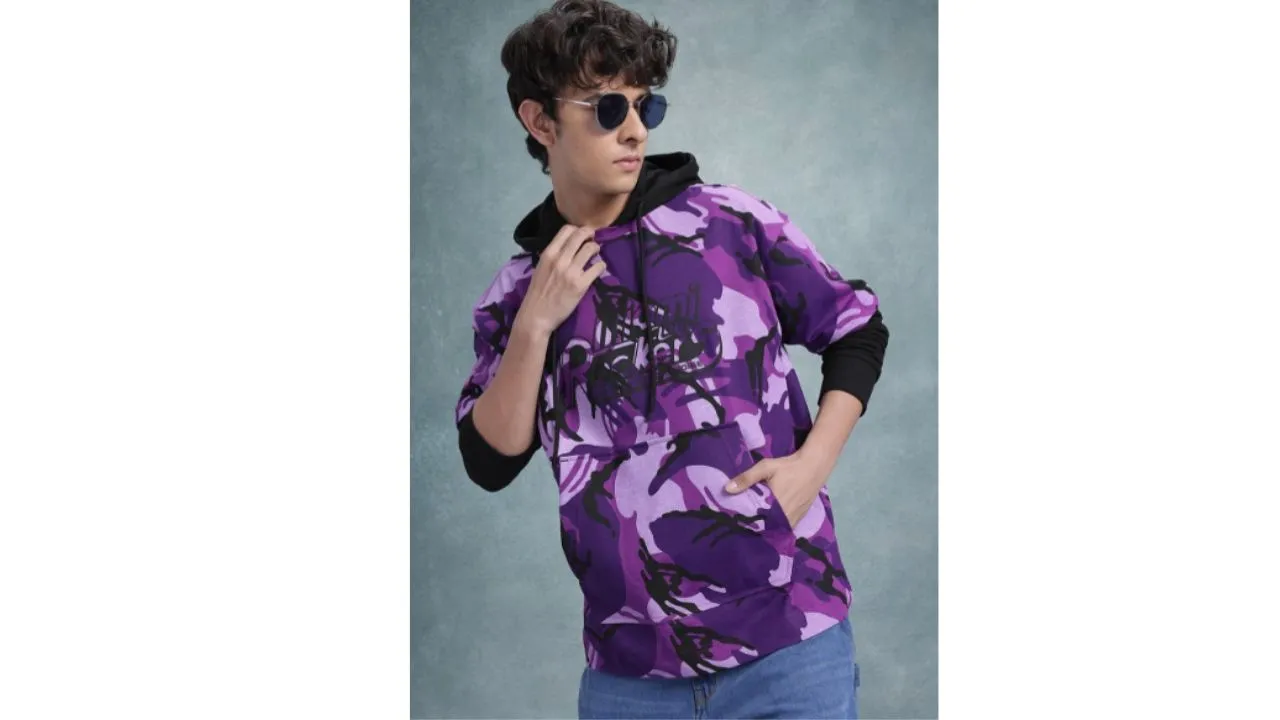 Roadster The Lifestyle Co. Abstract Printed Doctor Sleeve Hooded Pure Cotton Sweatshirt