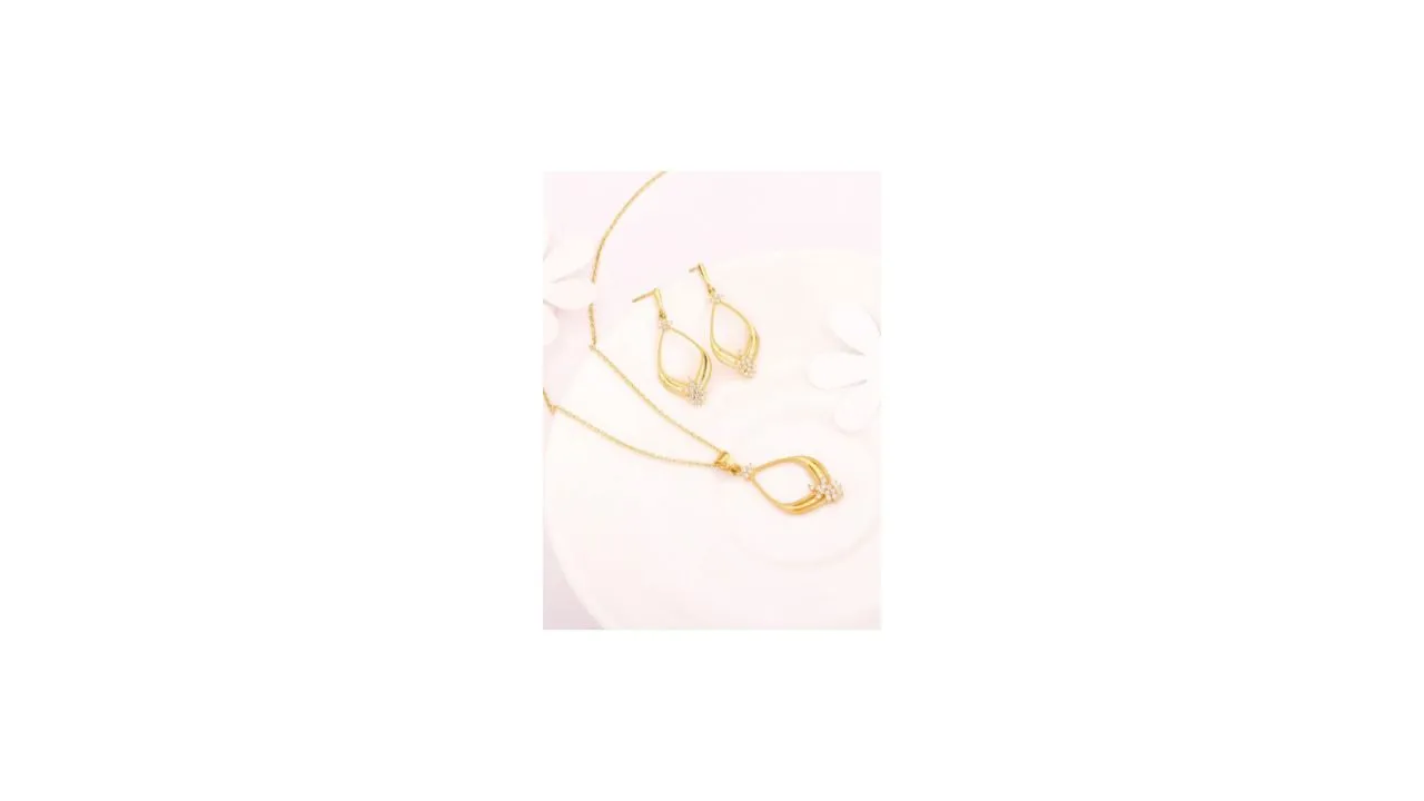 GIVA Necklace and Earrings..