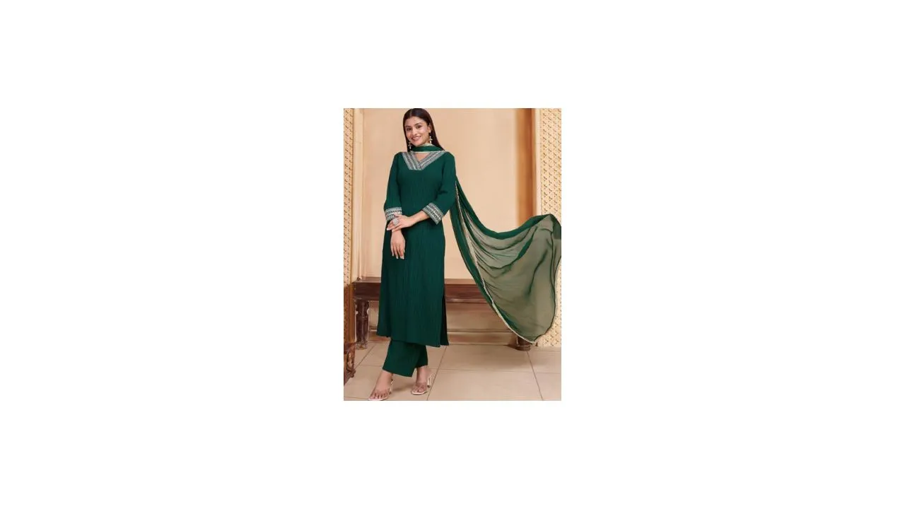 House of Pataudi Embroidered Kurta & Trousers With Dupatta