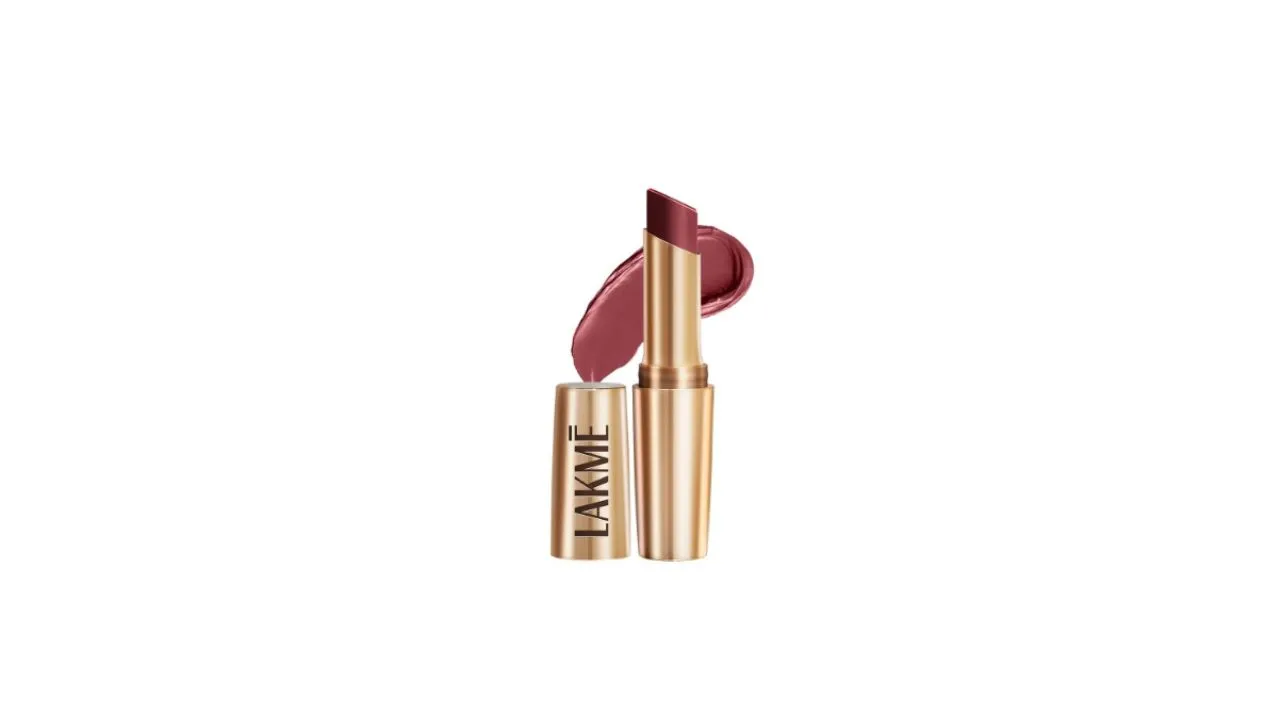Lakme 9to5 Powerplay Priming Matte Lipstick