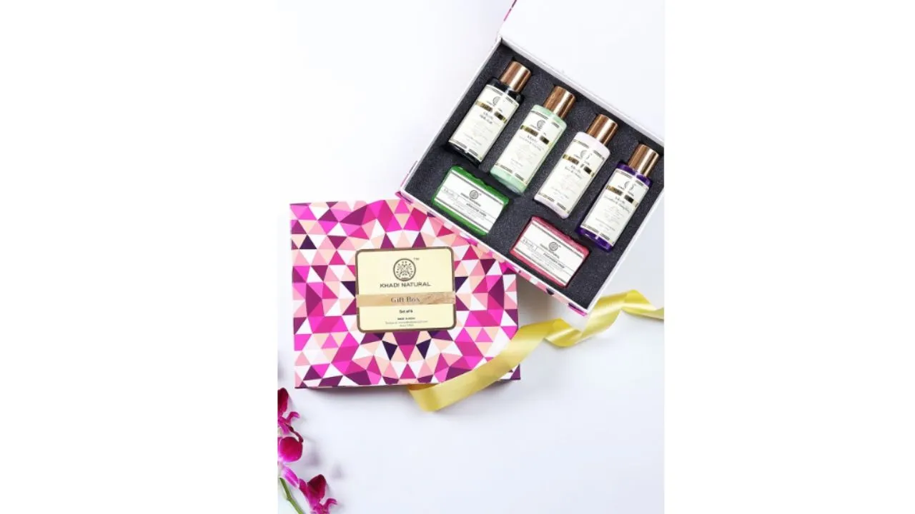 Khadi Natural Ayurvedic Gift Box
