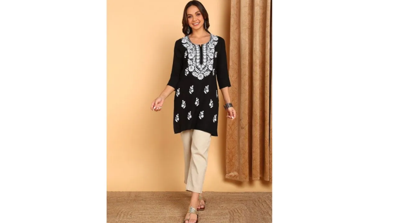 Floral Embroidered Chikankari Chikankari Kurti