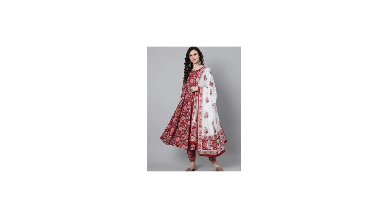 Nayo Women Red Floral Printed Kurta Set