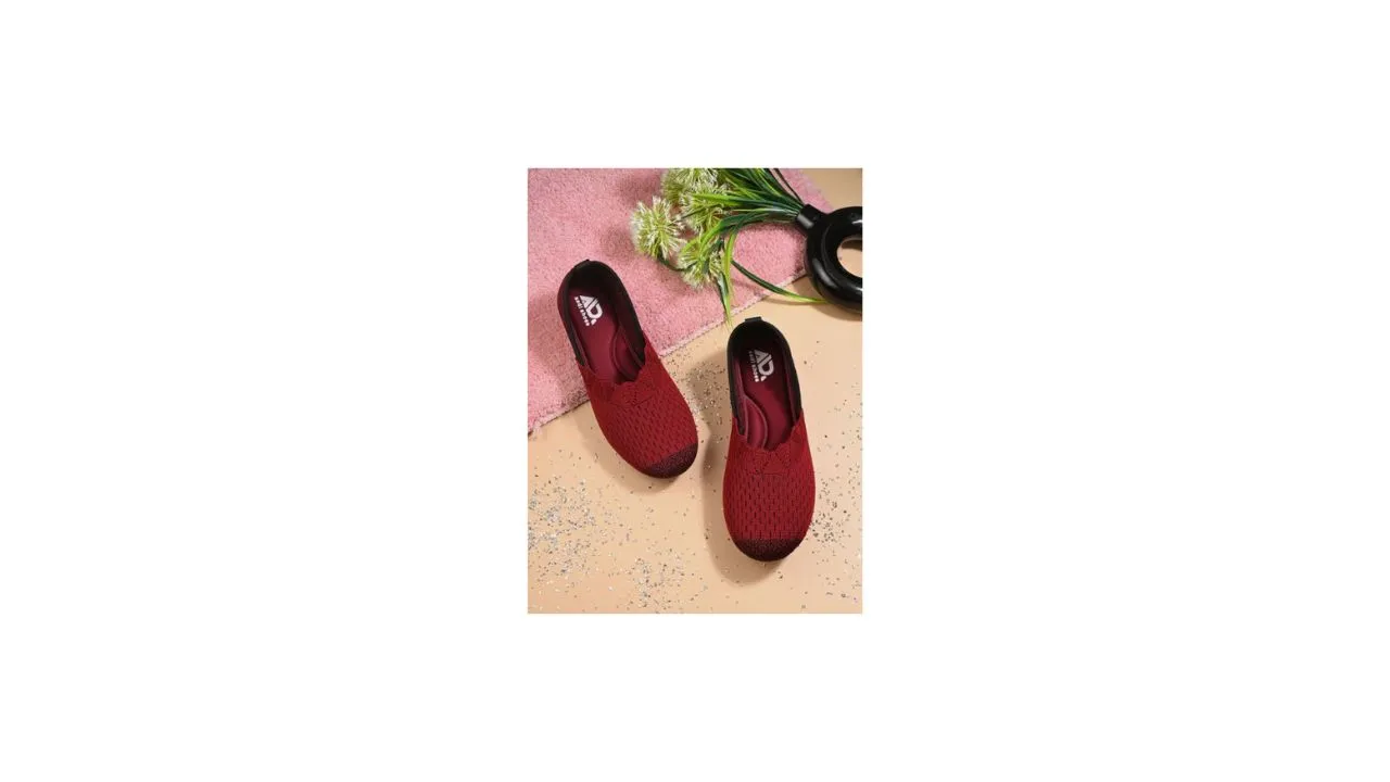 Aadi Women Knitted Ballet Flat Jutis