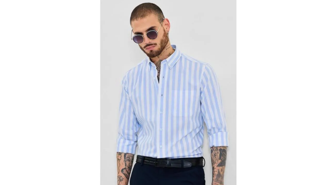 Men Smart Slim Fit Opaque Striped Casual Shirt